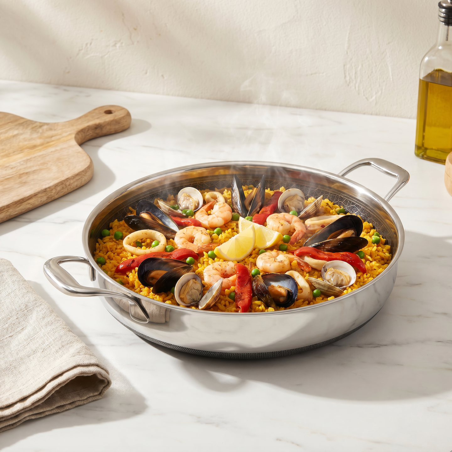 DiamondClad™ 14-Inch Thermowave™ Hybrid Everything Skillet